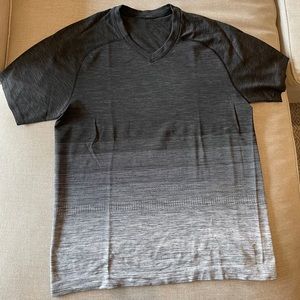 Lululemon Men’s Metal Vent Tech Short Sleeve Sz M